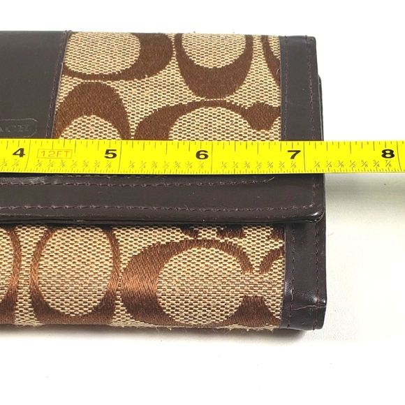 COACH Brown Signature  C Canvas Wallet - Picture 12 of 13